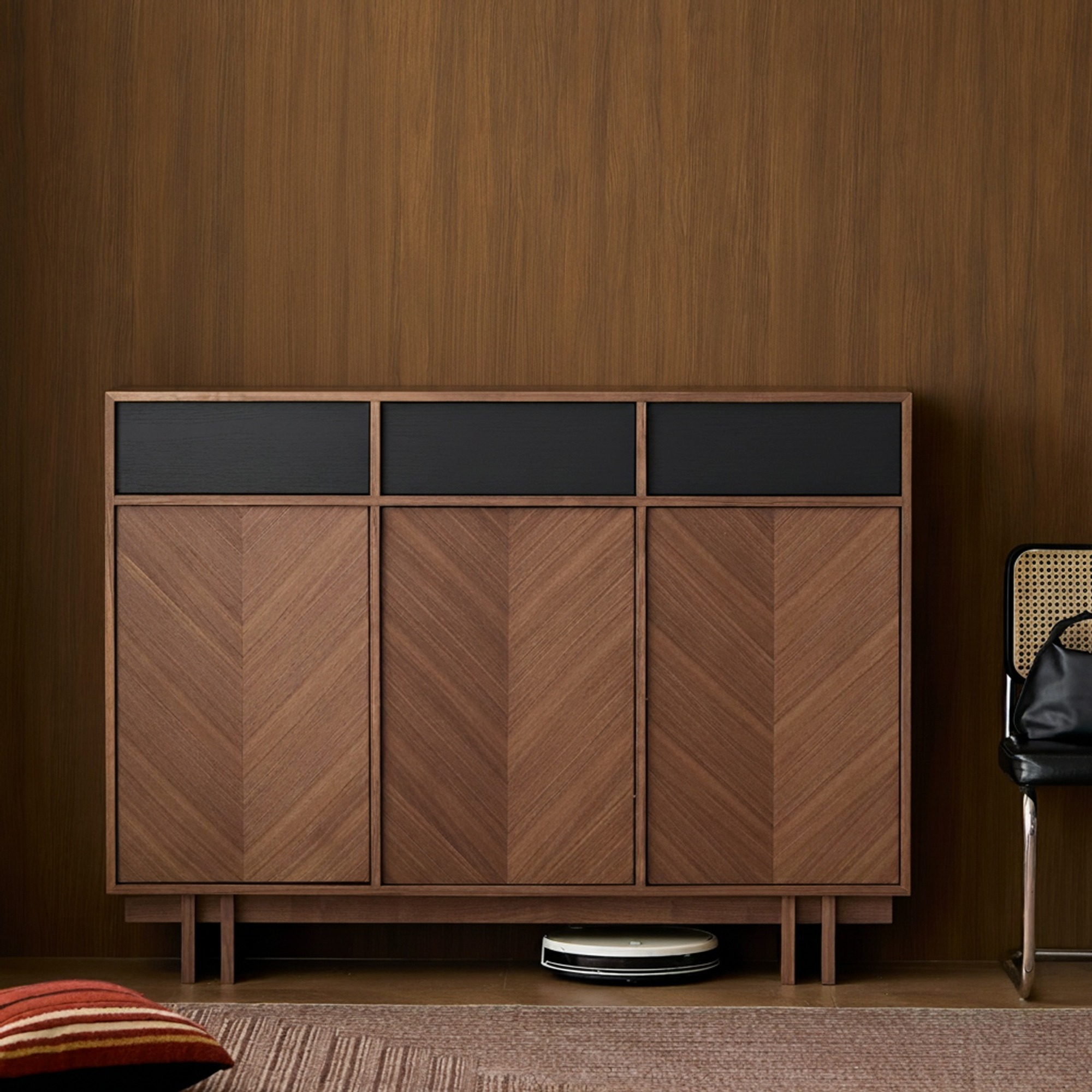 Coda Entryway Cabinet | Ormau