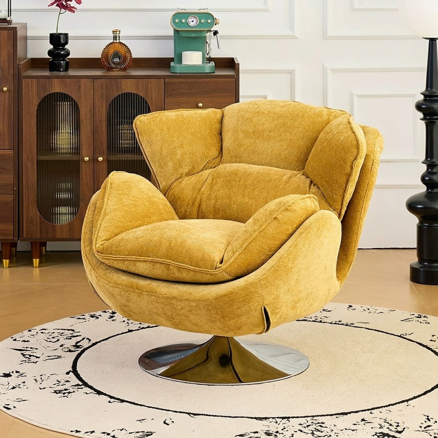 Aura Curved Swivel Lounge Chair | Ormau