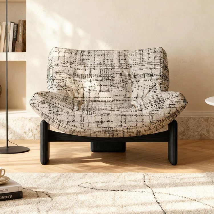 Emmi Sculptural Fabric Lounge Chair | Ormau