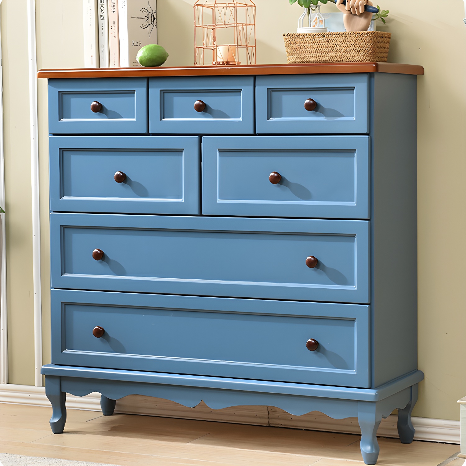 Traditional Solid Wood Dressers with Self Close Drawers in Compact Size - image 7