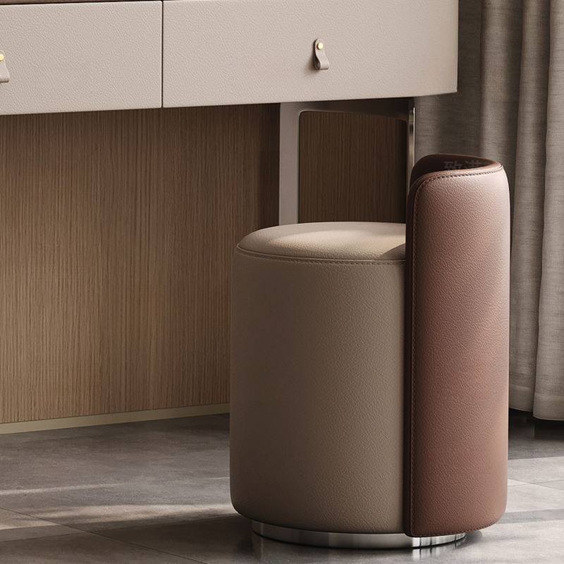 Tan Vanity Set with Scalable Telescopic and Push-Pull Features - image 9