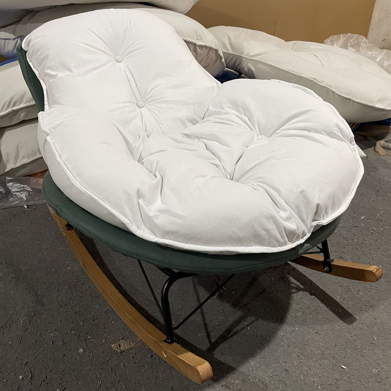 Modern Butter Color/Grey/Auburn Upholstered Padded Rocking Seat with Flared Arm, Scratch-repellent - image 9