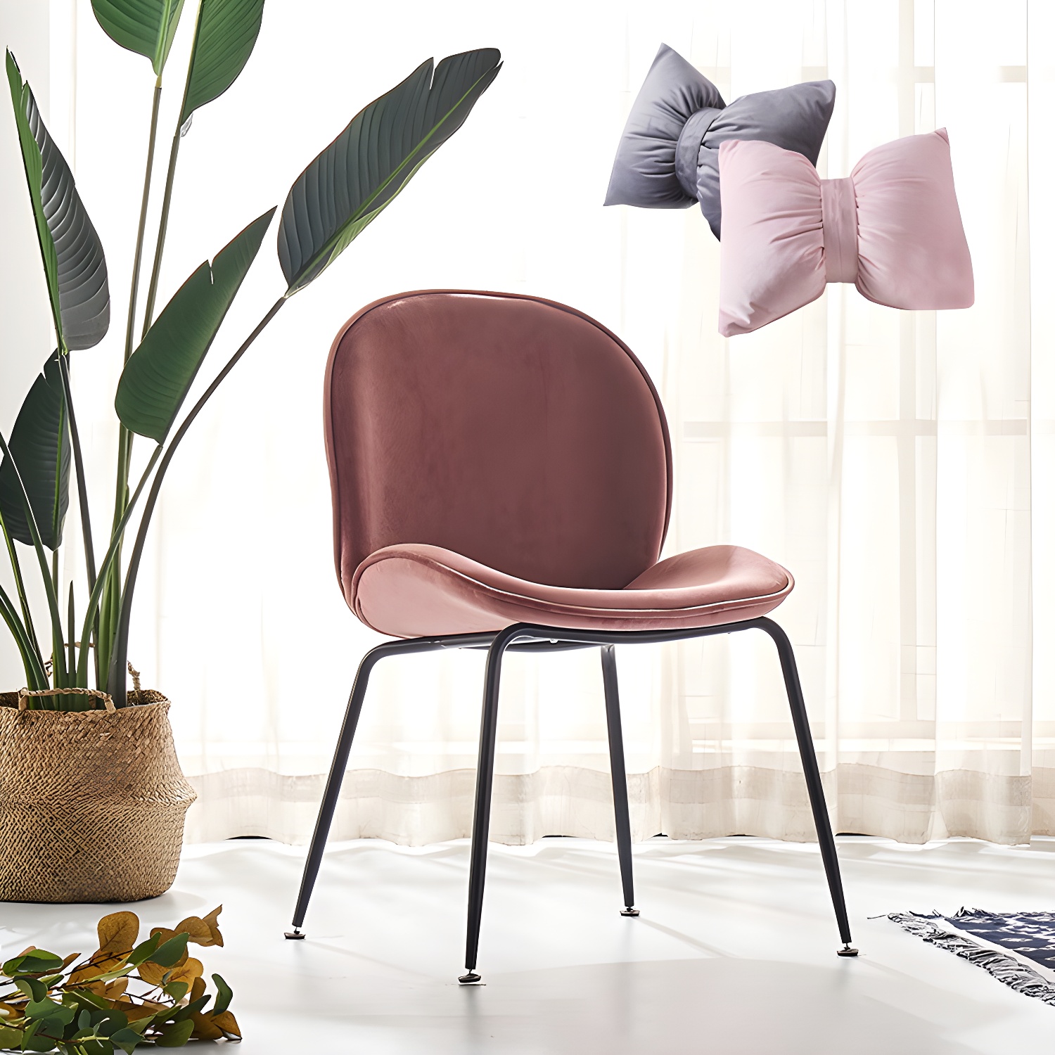Metal Scandinavian Restaurant Side Chair Matte Finish Wingback Dining Chair