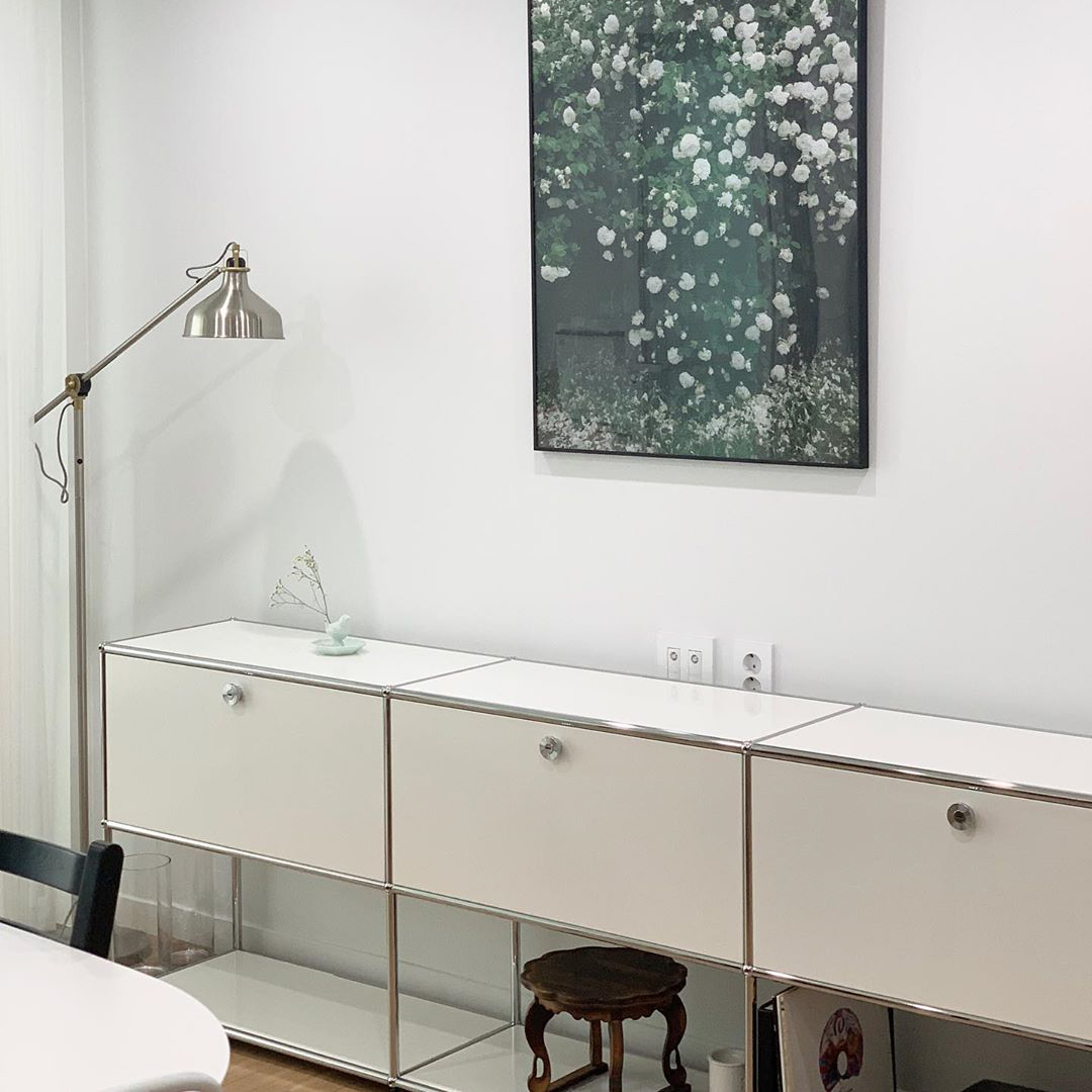 Stainless Steel Sideboard Modern Style Dining Sideboard with Locking Cabinet - image 7