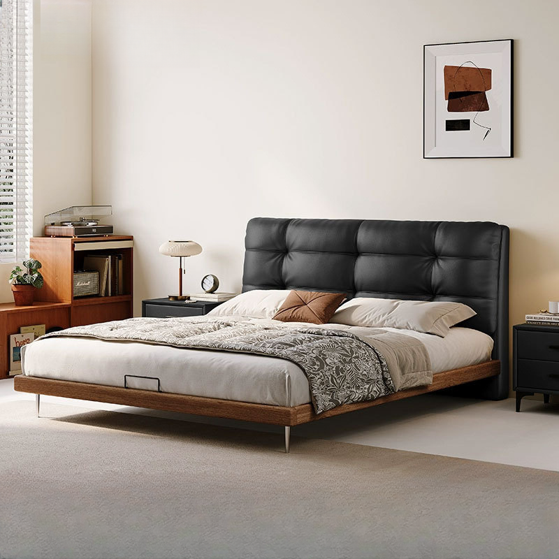 Solid Color Platform Bed with Natural Wood Frame and Button-tufted Design for Living Room