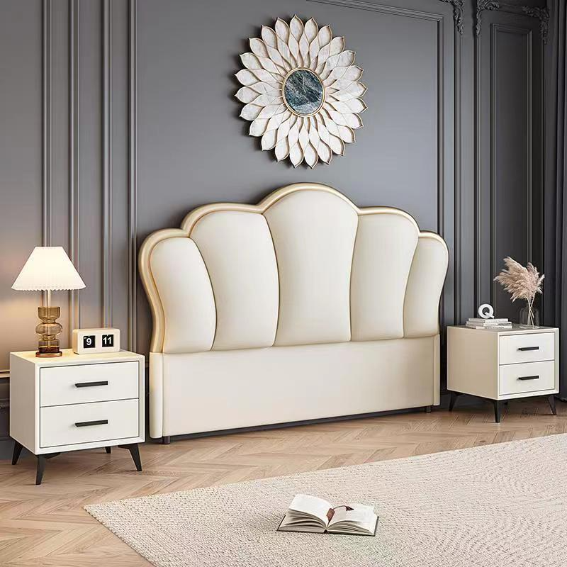 Contemporary Free-standing Standard Full(54"W x 75"L)/Twin(38"W x 75"L) Portman Panel No Distressing With Legs in Wood
