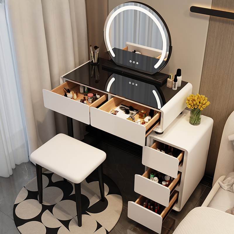 Illuminated Vanity Set | Ormau - image 3