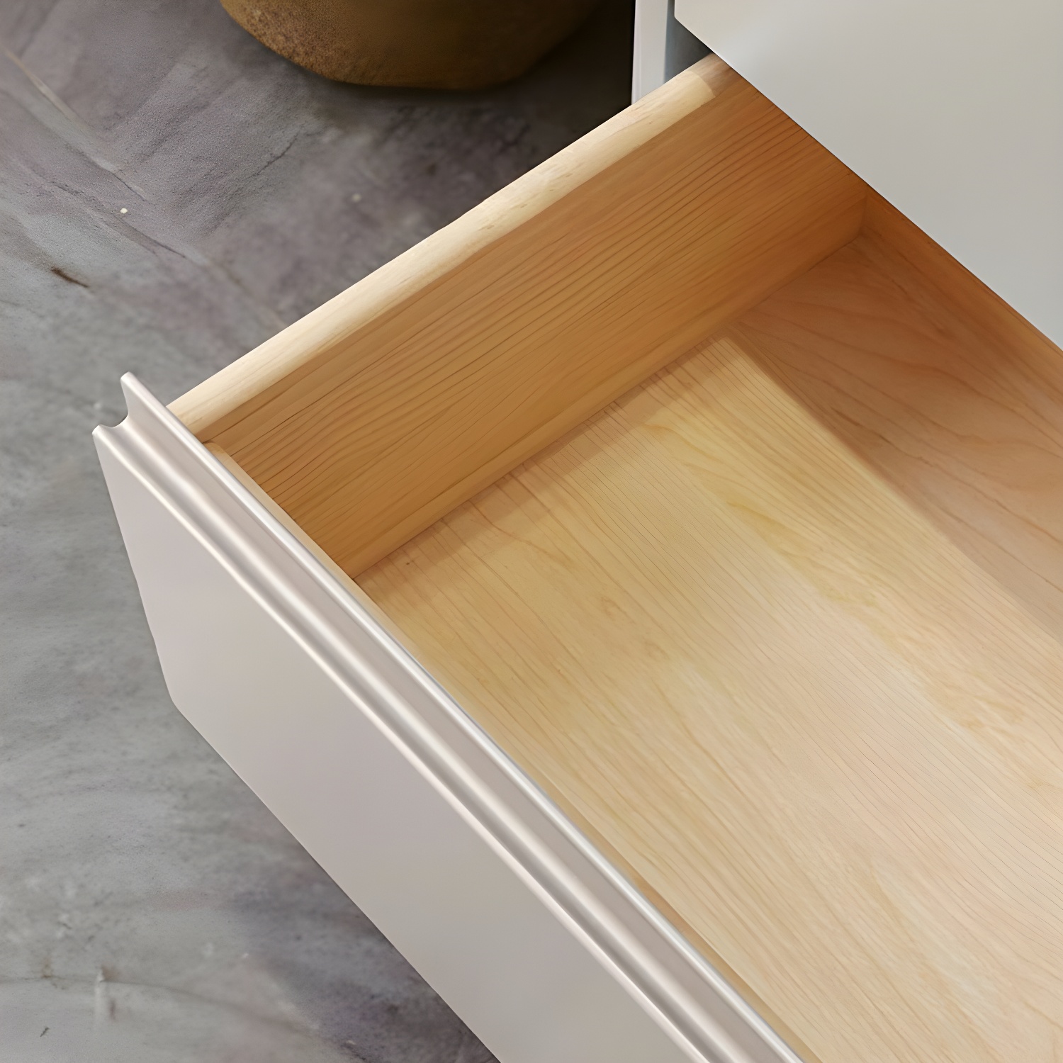 Modern Oak Dresser | Ormau - image 12