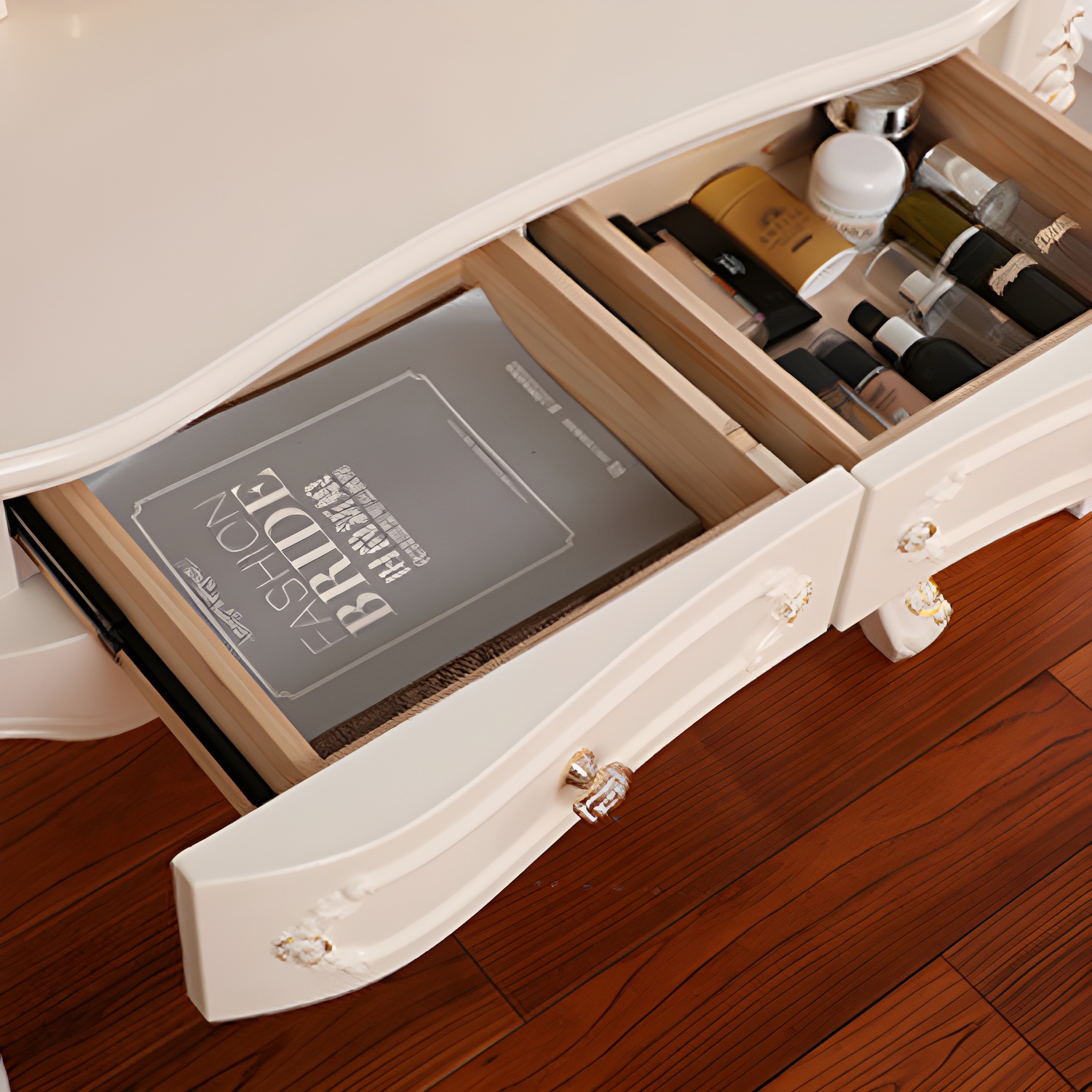 Victorian Vanity Set | Ormau - image 9