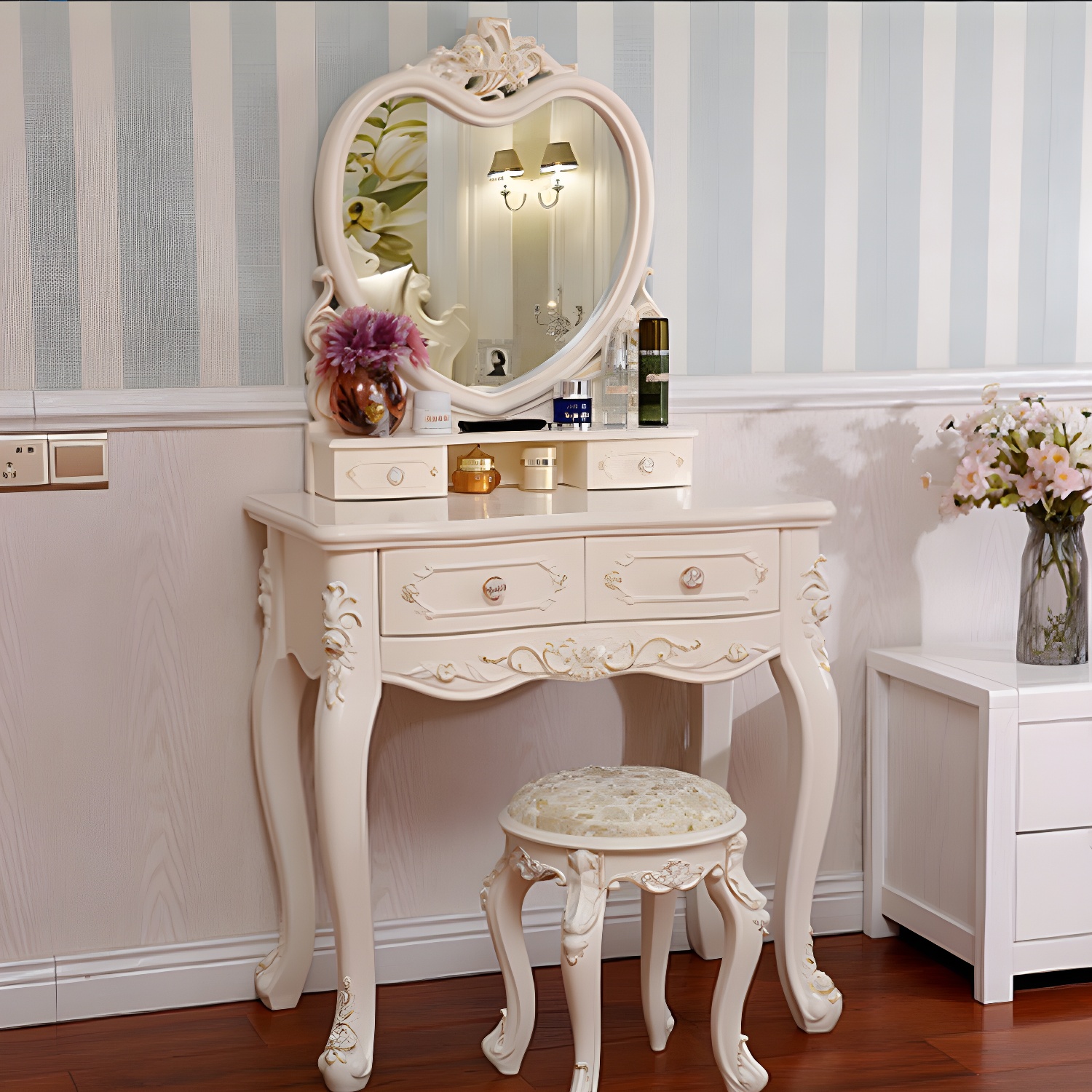 Victorian Vanity Set | Ormau - image 25