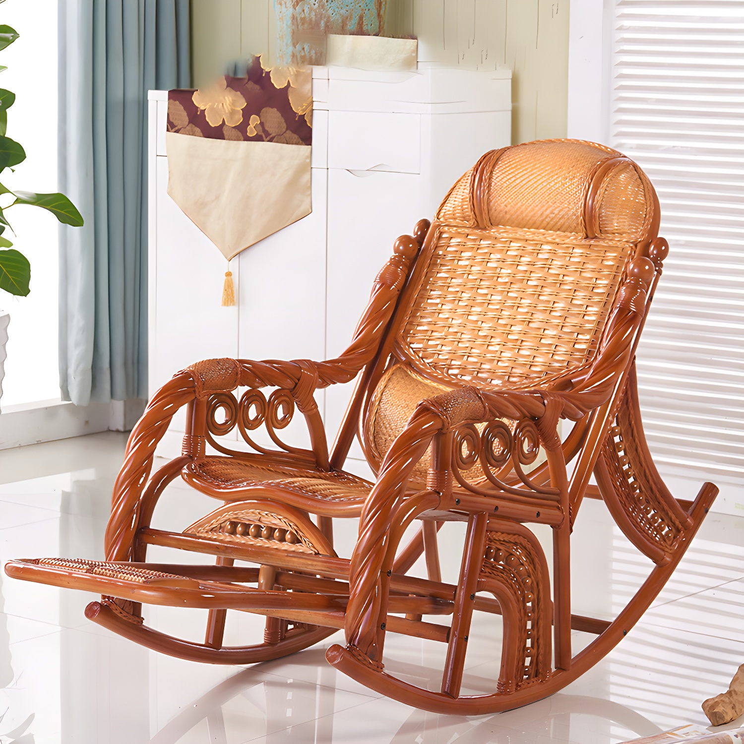 Traditional Rocking Chair | Ormau - image 1