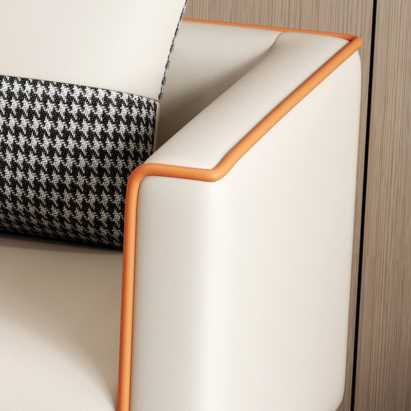 Elegant Sofa | Ormau - image 11