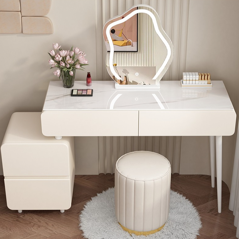 Simplistic Vanity Set | Ormau - image 1