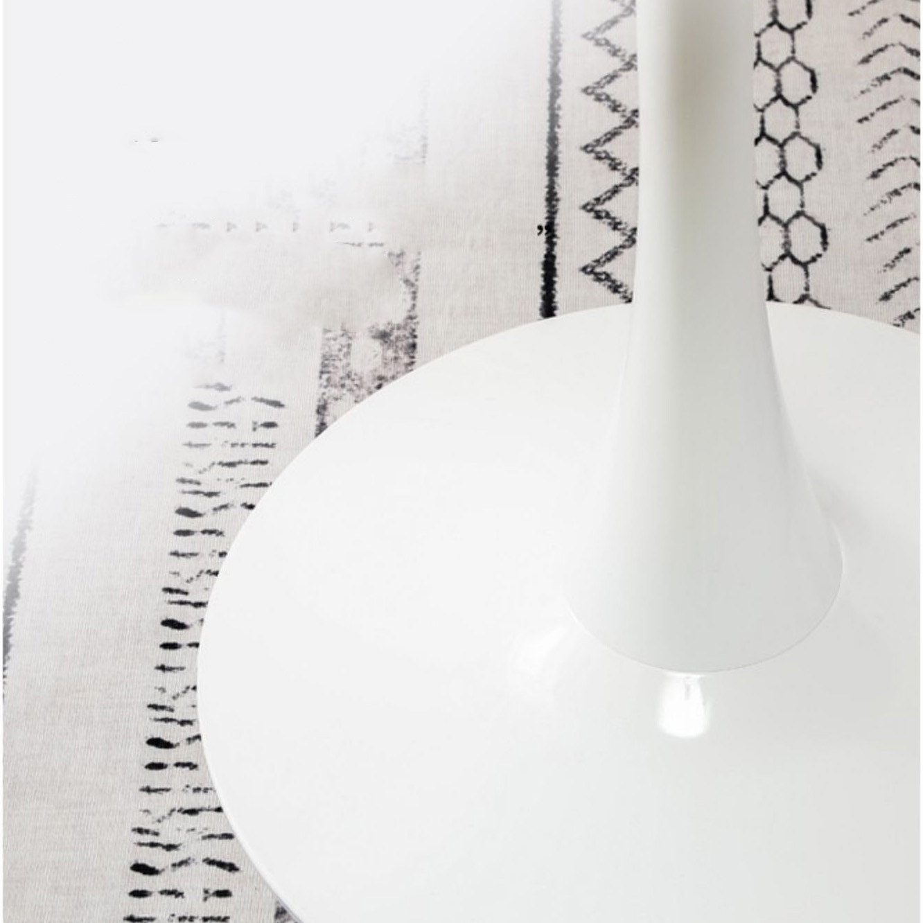 Tulip Dining Table | Ormau - image 7