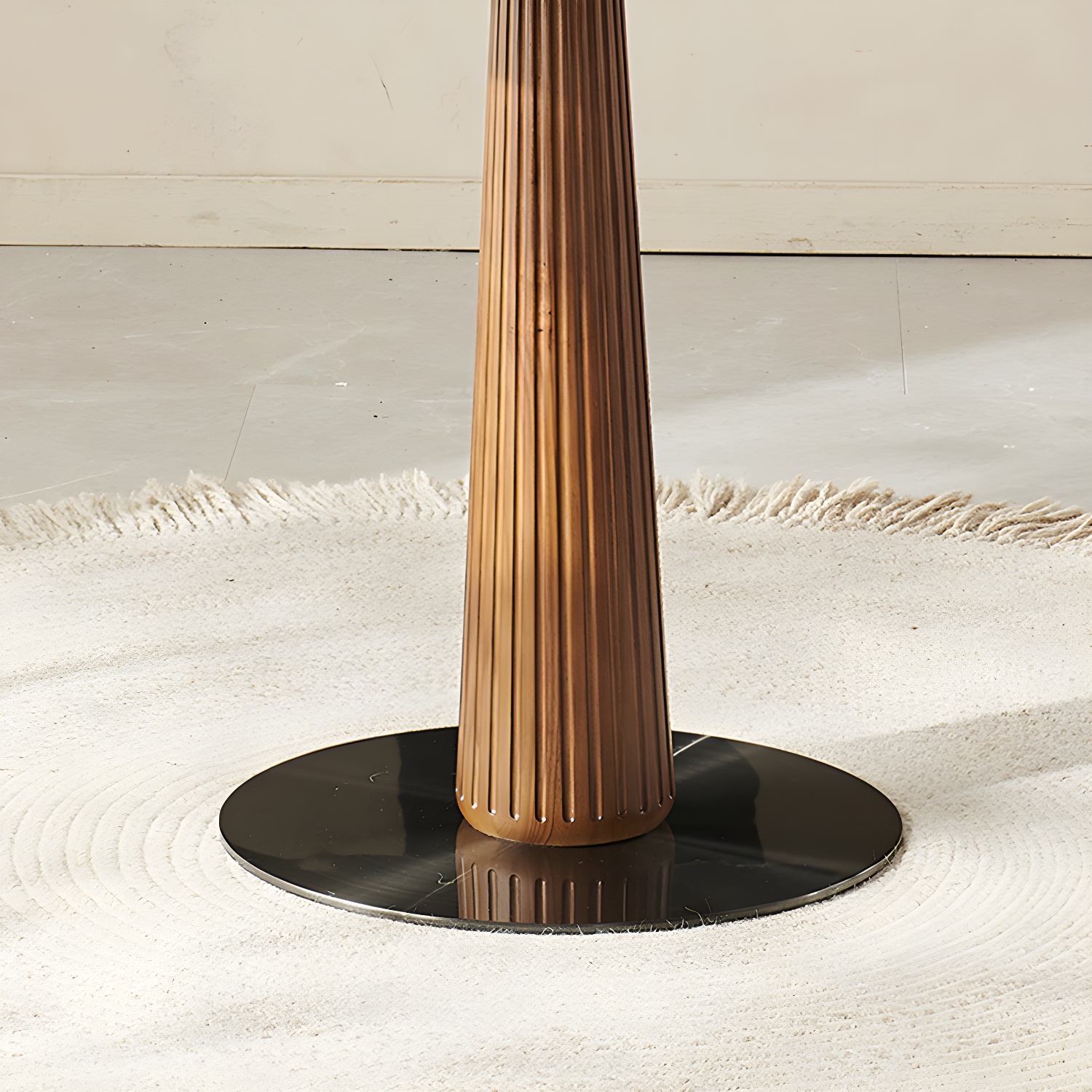 Round Ash Dining Table | Ormau - image 6