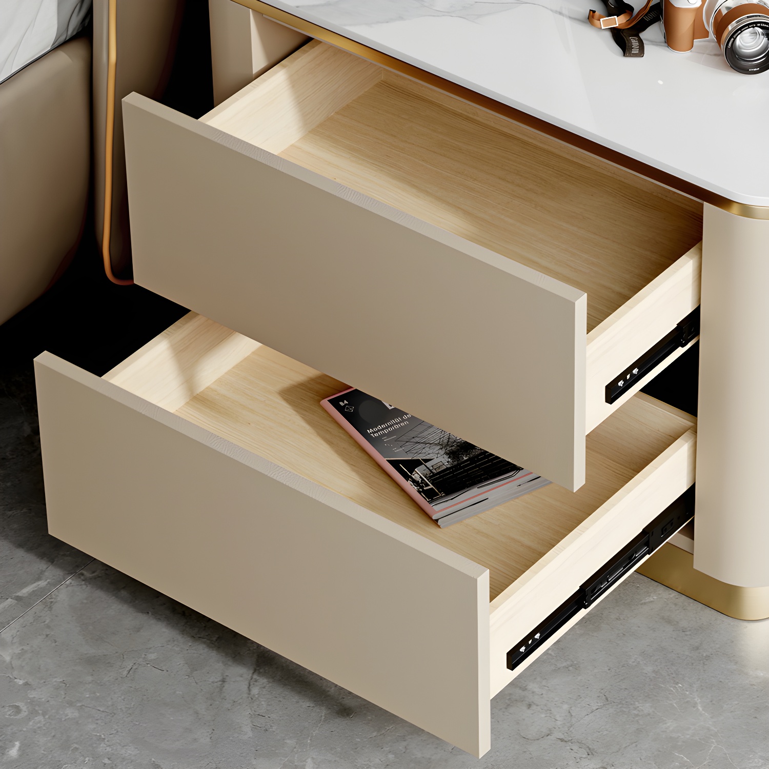 Glam Accent Table | Ormau - image 17