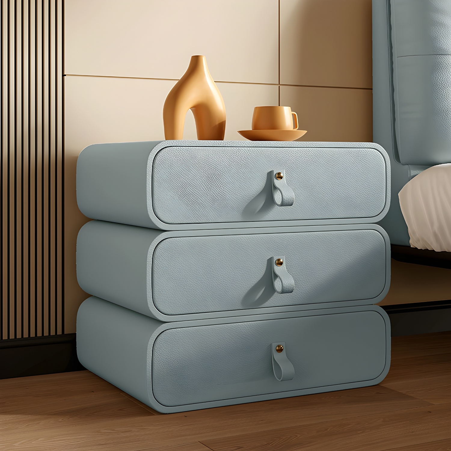 Faux Leather Bachelor's Chest | Ormau - image 2