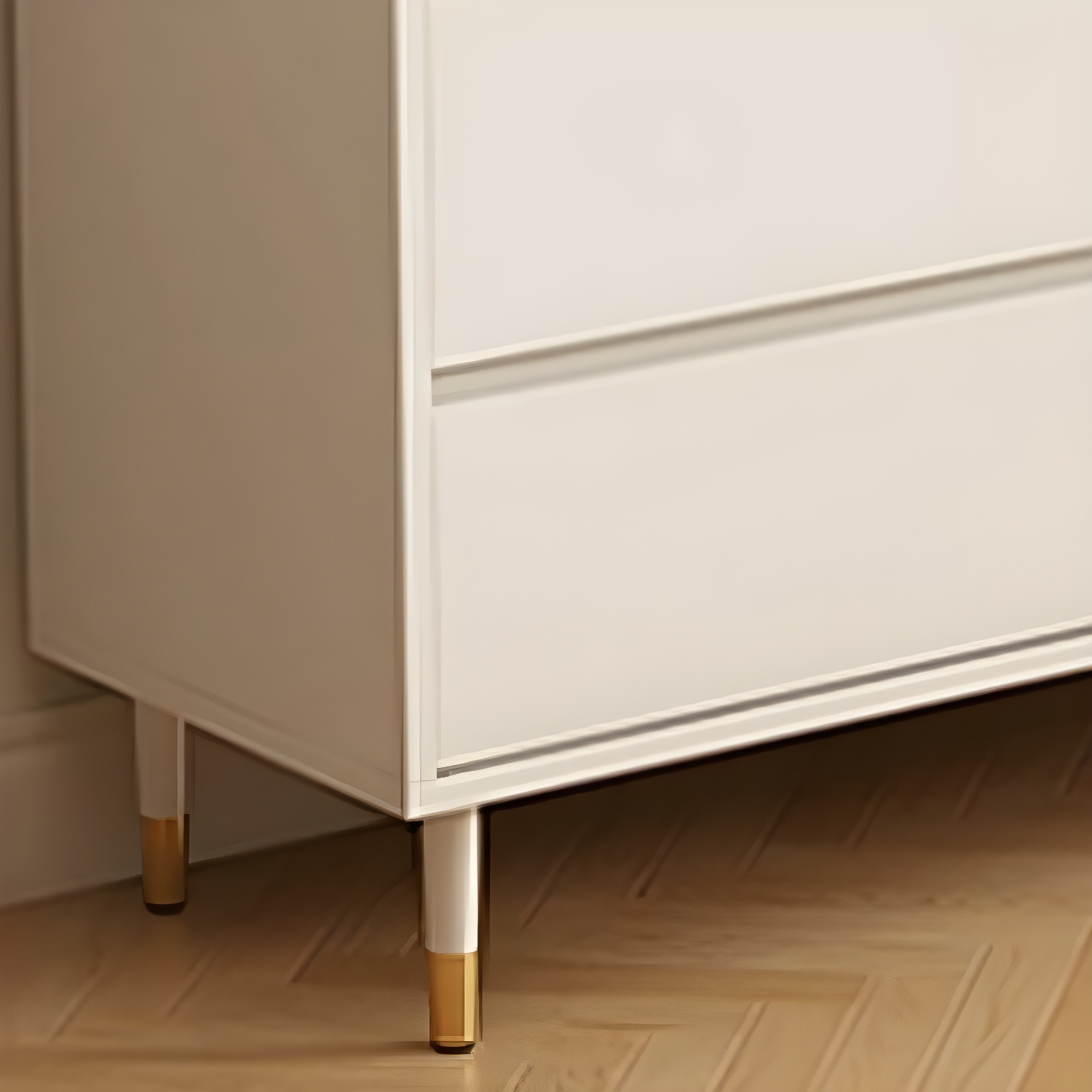 Modern White Dresser | Ormau - image 8