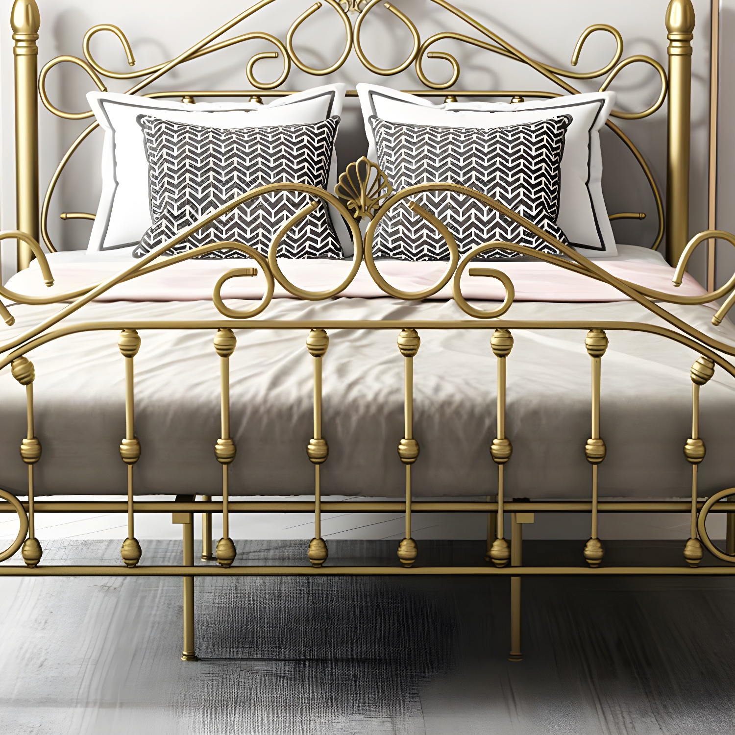 Industrial Iron Bed | Ormau - image 9