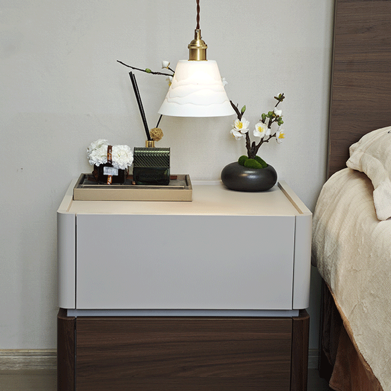Modish Nightstand | Ormau - image 15