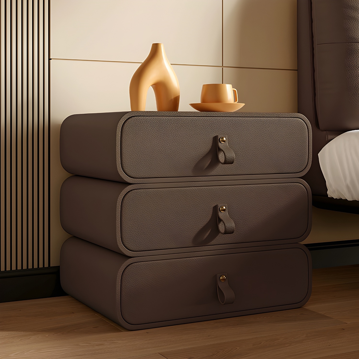 Faux Leather Bachelor's Chest | Ormau - image 5