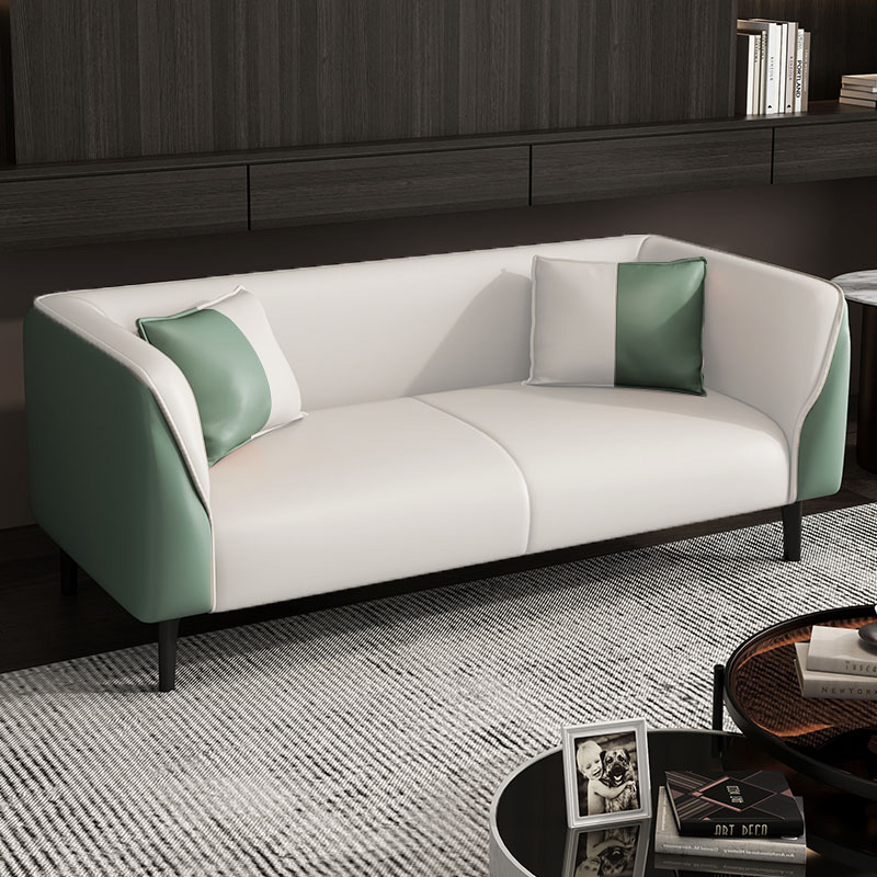 Tuxedo Sofa | Ormau - image 3