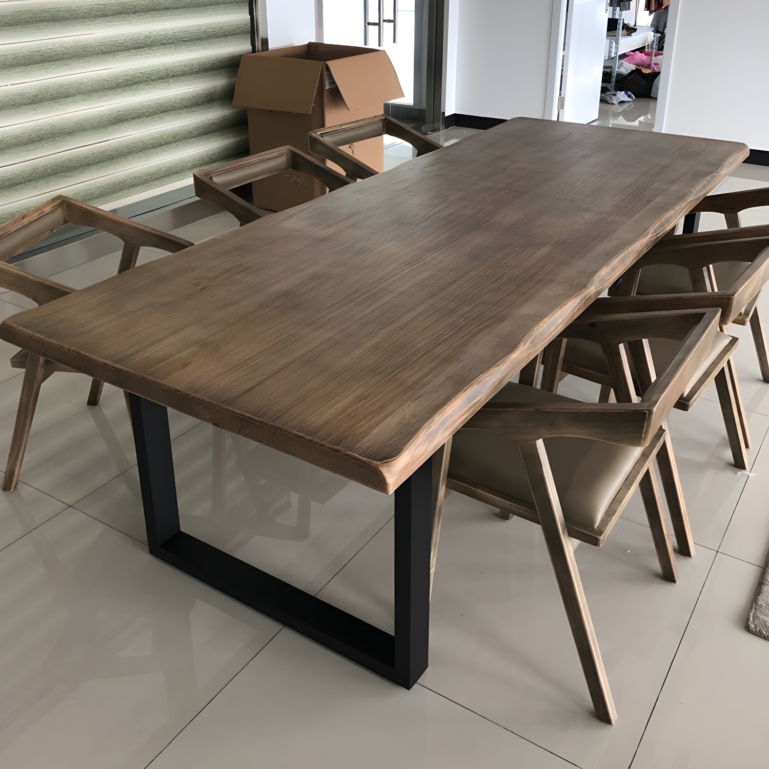 Industrial Pedestal Dining Table | Ormau - image 8