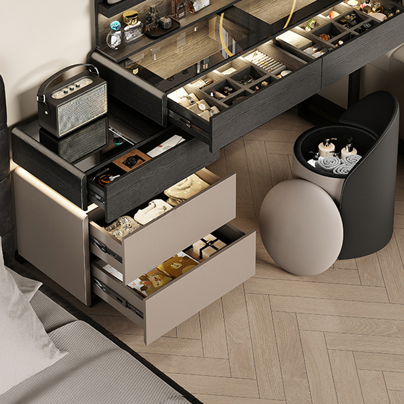 Multi-Purpose Vanity Set with Lighting | Ormau - image 3