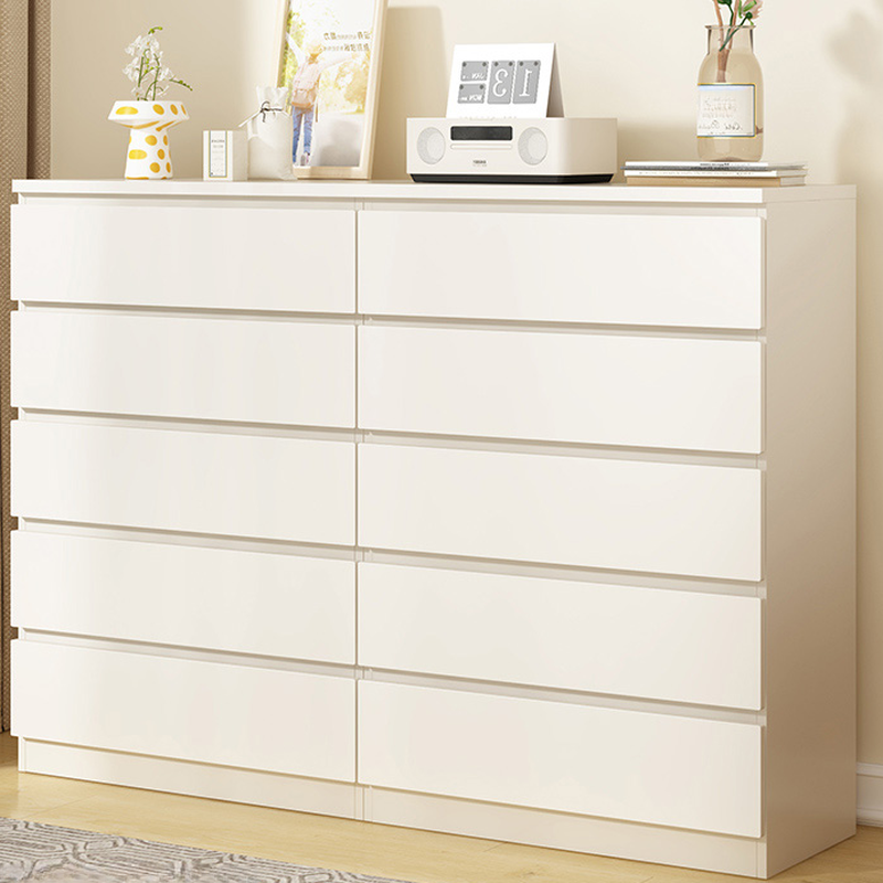 Simple White Dresser | Ormau - image 22