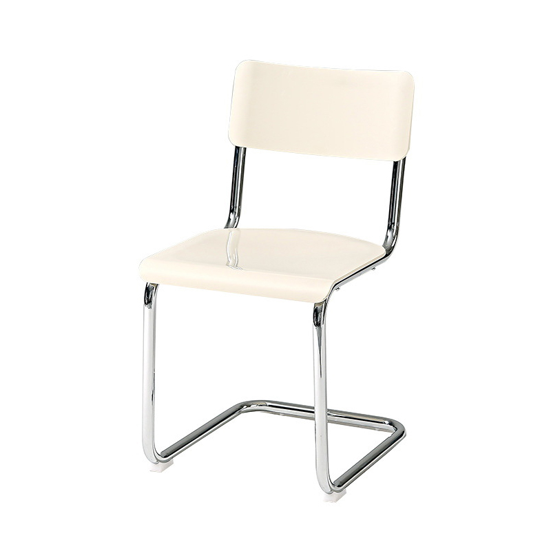 Cantilever Chair | Ormau - image 11