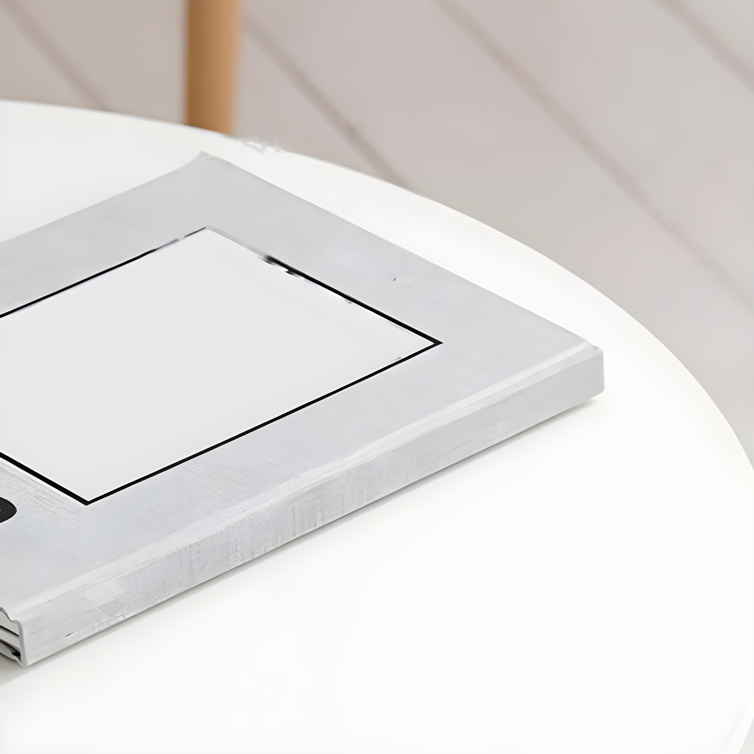Glam Coffee Table | Ormau - image 9