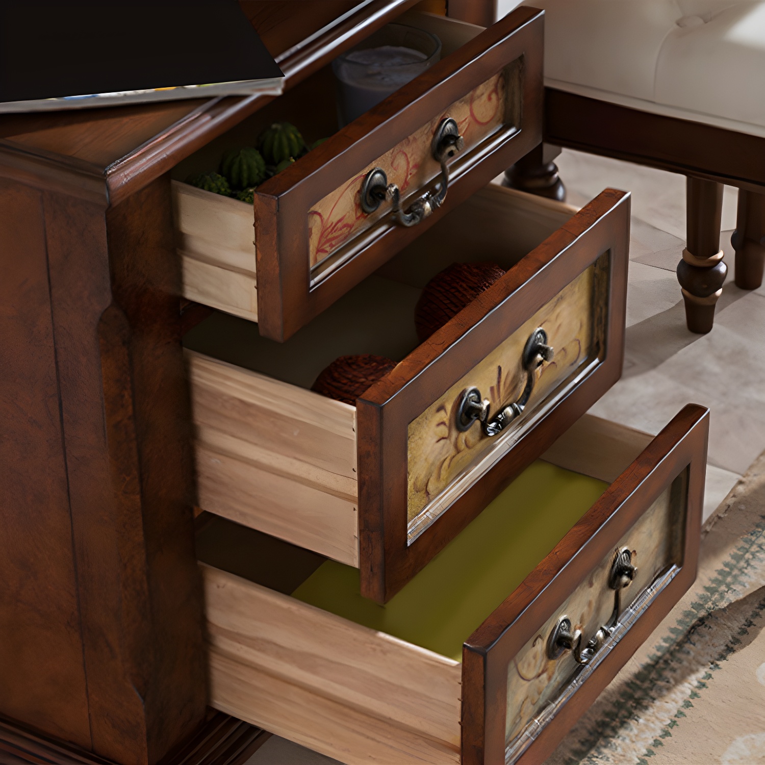 Victorian Vanity Set | Ormau - image 9