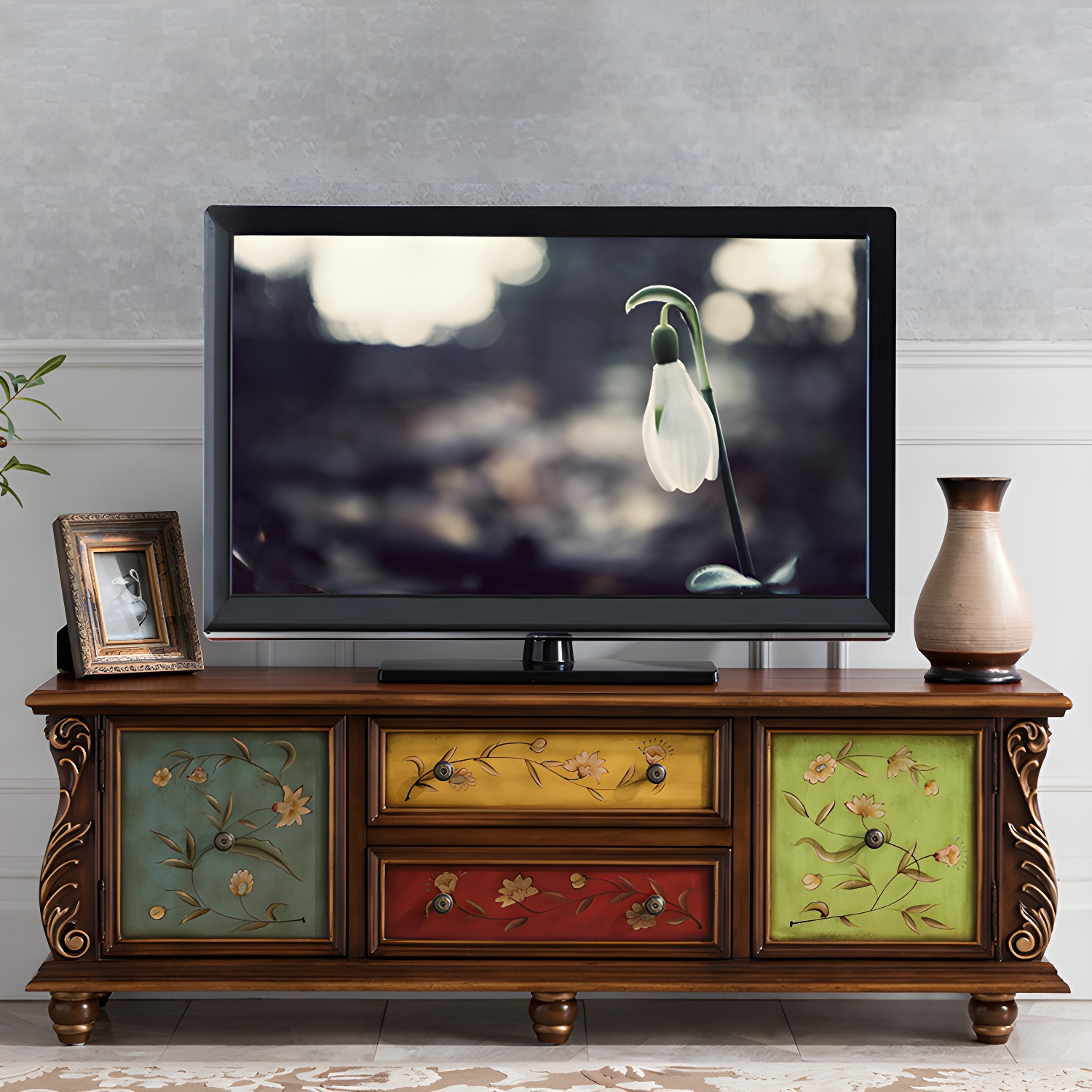 Traditional Media Console | Ormau - image 7