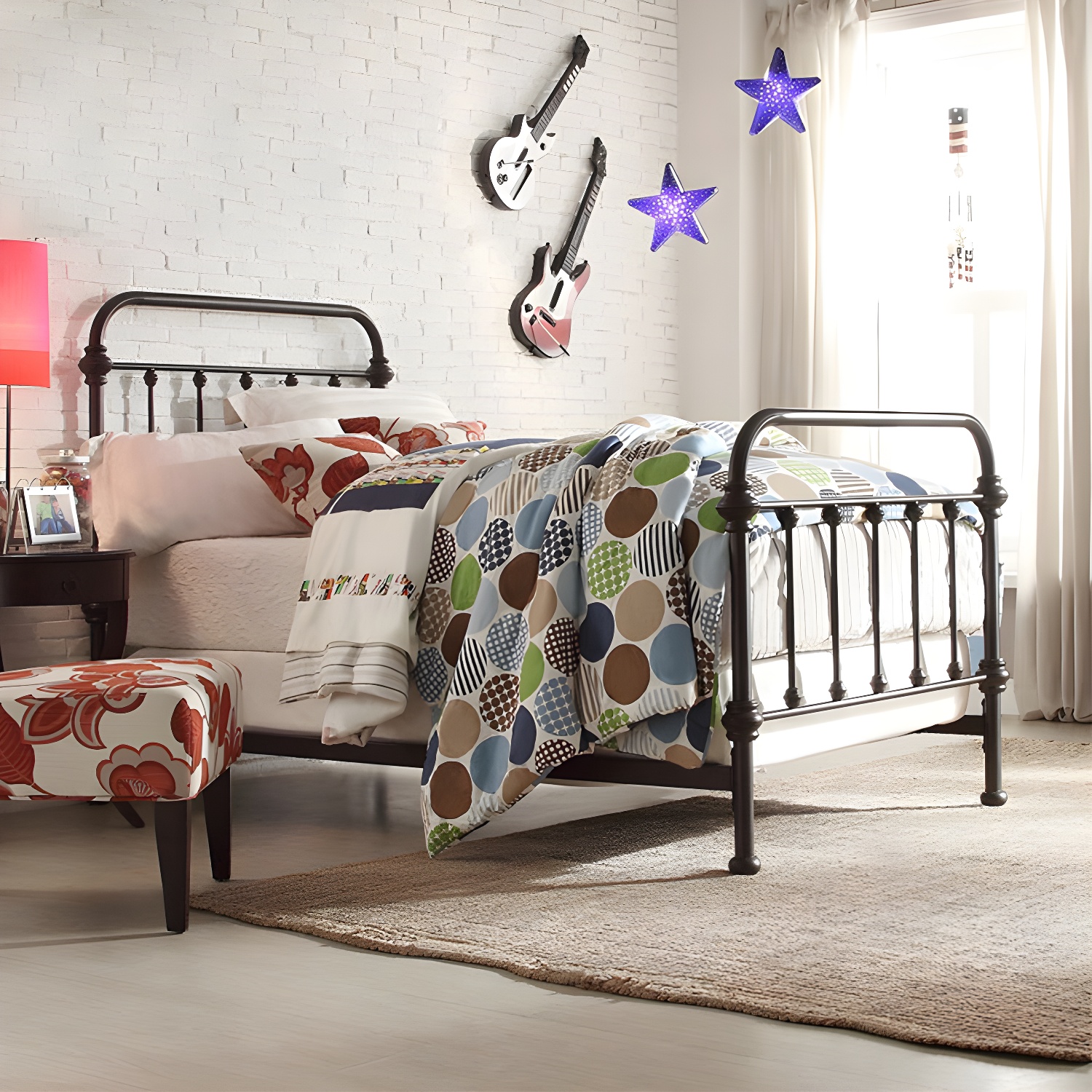 Iron Frame Bed | Ormau - image 1