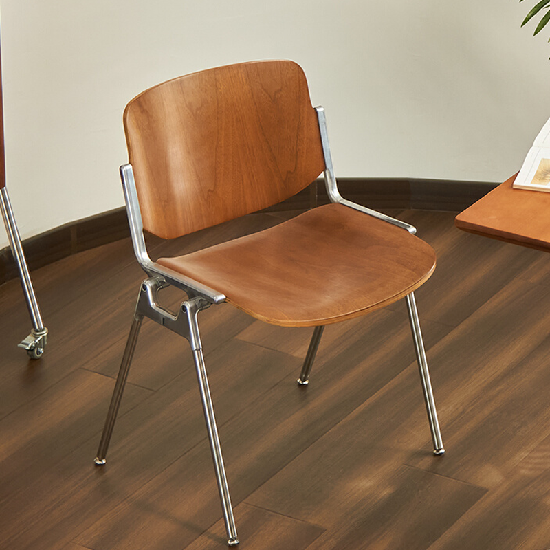 Old School Chair | Ormau - image 15