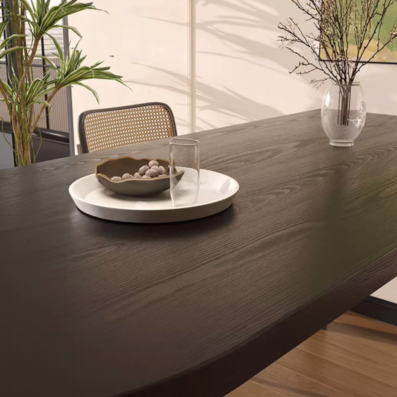 Curved Line Dining Table | Ormau - image 6