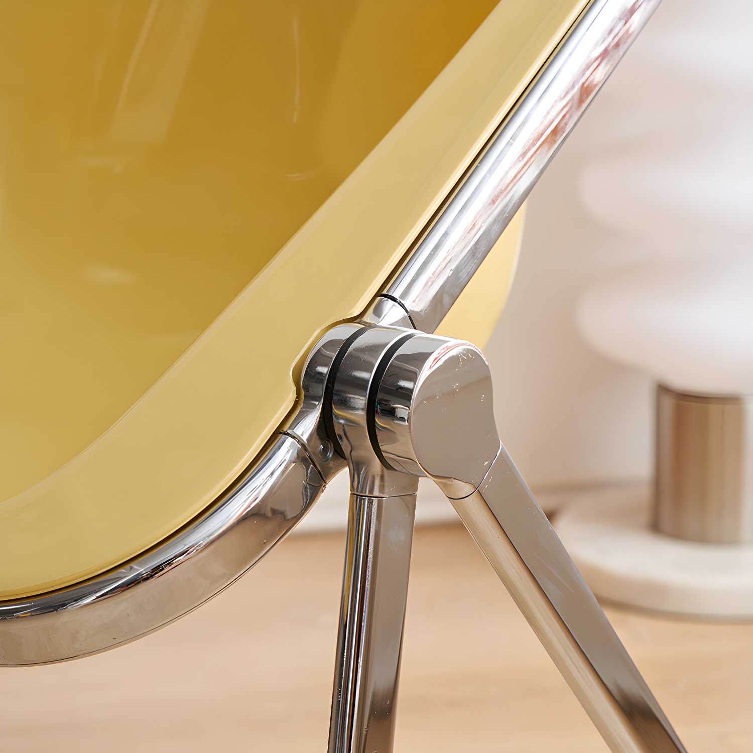 Modern Collapsible Chair | Ormau - image 14