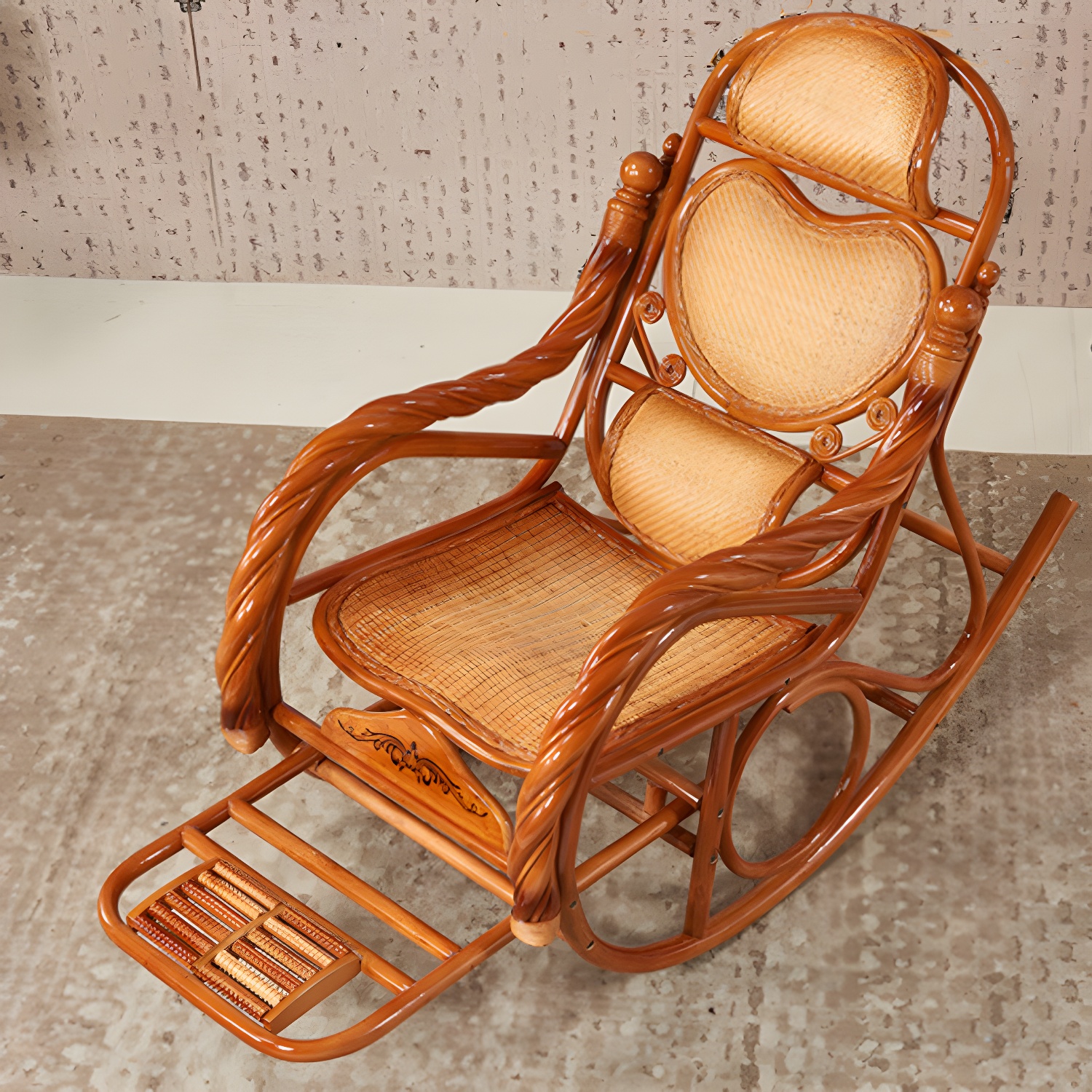 Rattan Recliner | Ormau - image 13
