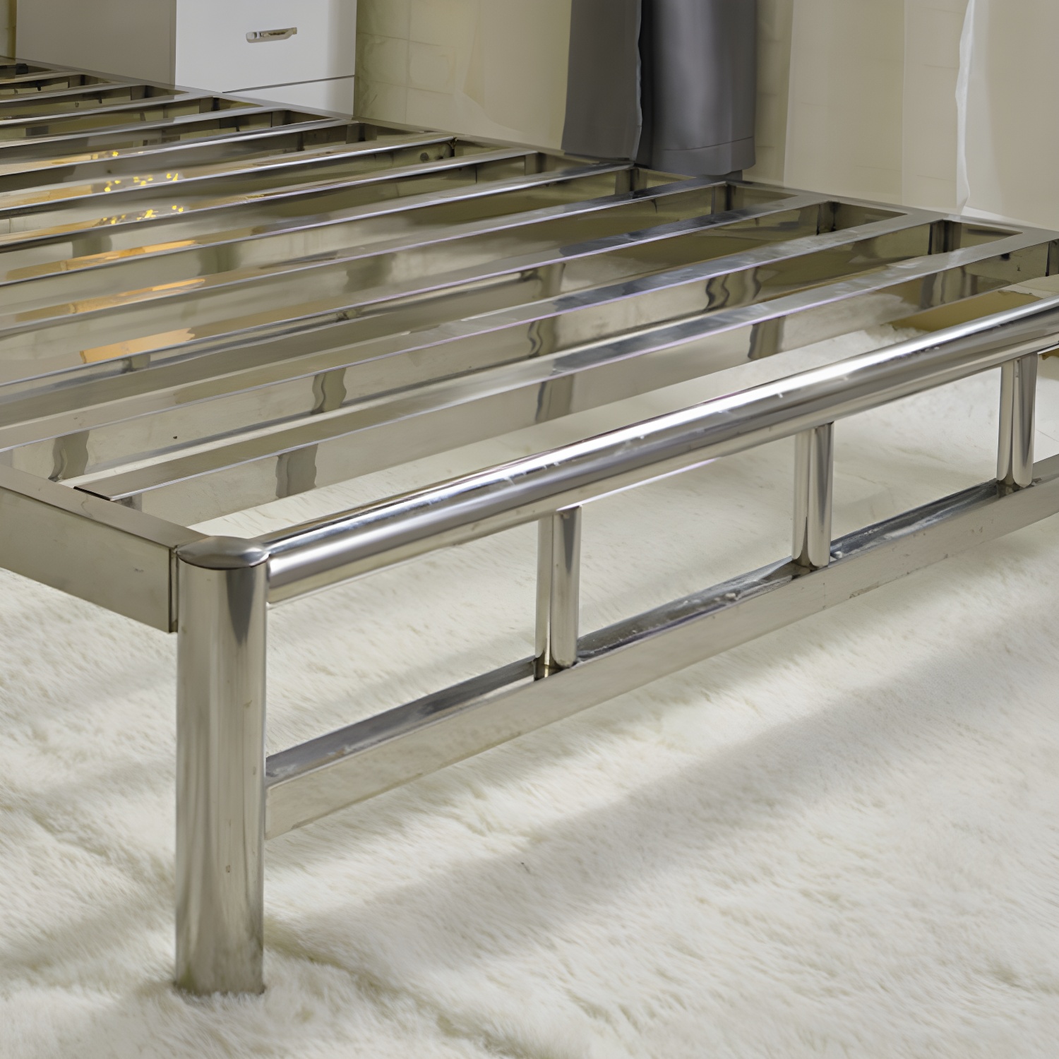 Silver Steel Bed | Ormau - image 7