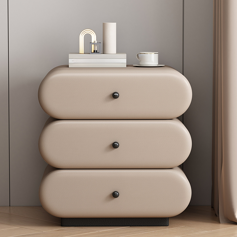 Old School Nightstand | Ormau - image 8