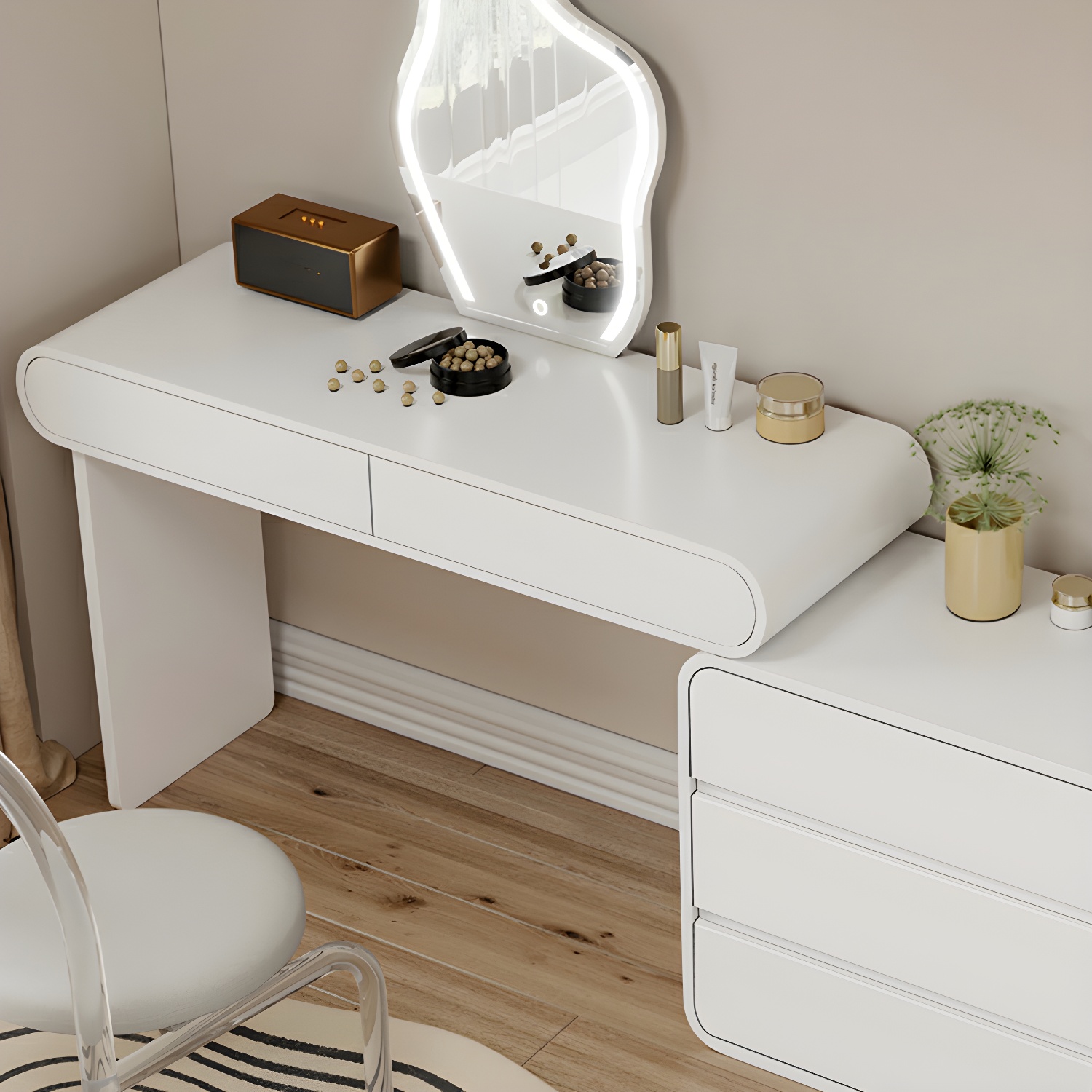 Modern Makeup Vanity | Ormau - image 9
