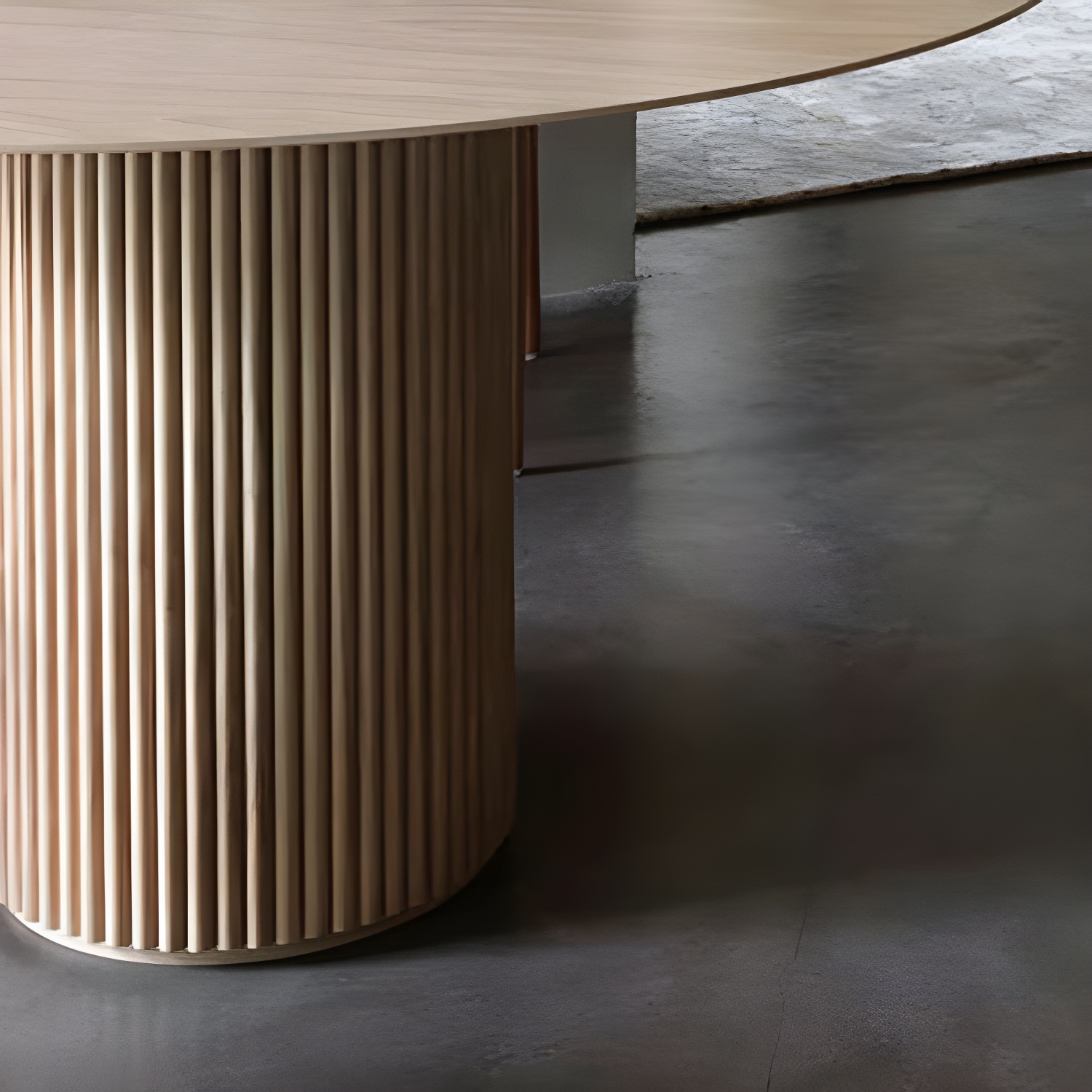 Round Wood Dining Table | Ormau - image 12