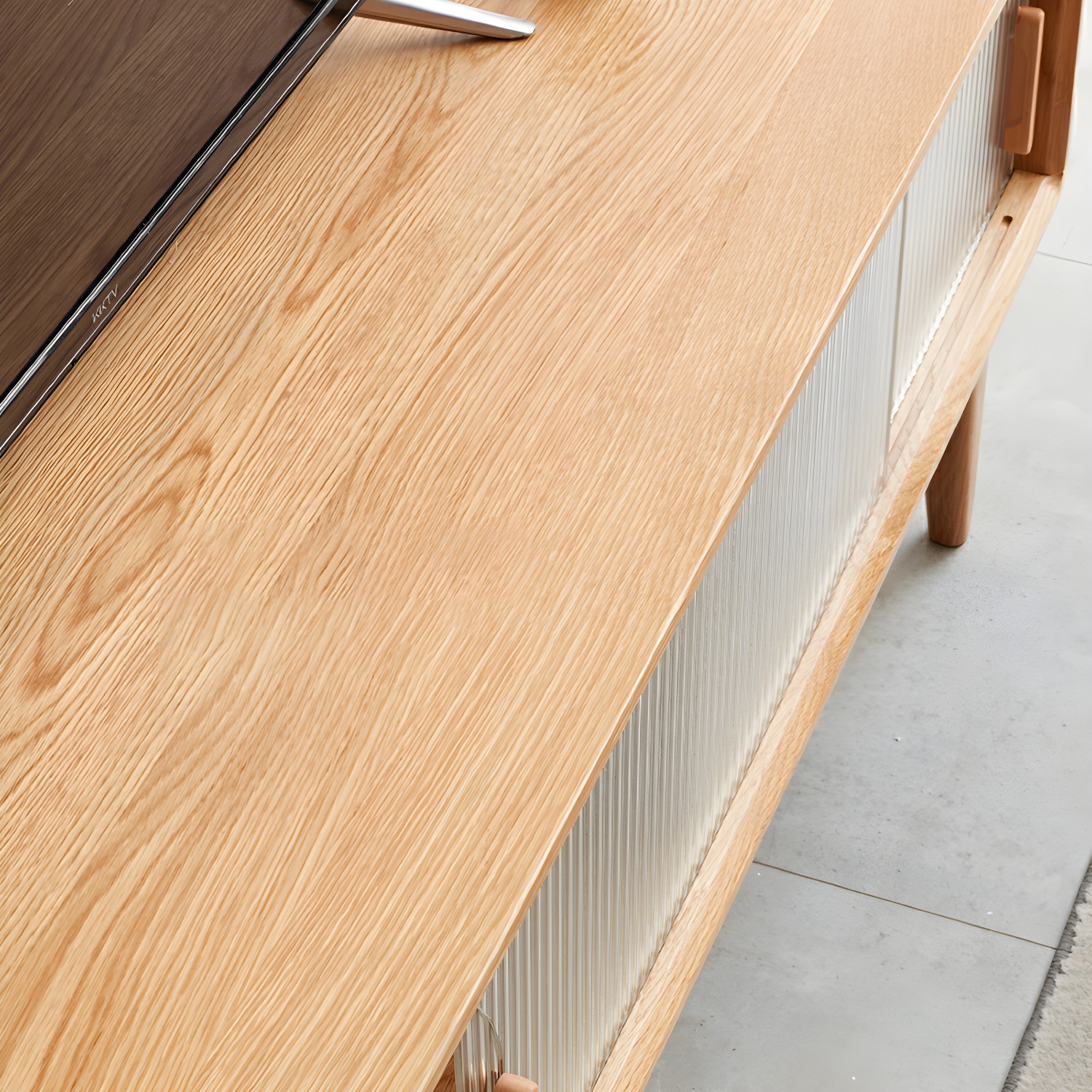 Scandinavian Low Profile TV Stand | Ormau - image 10