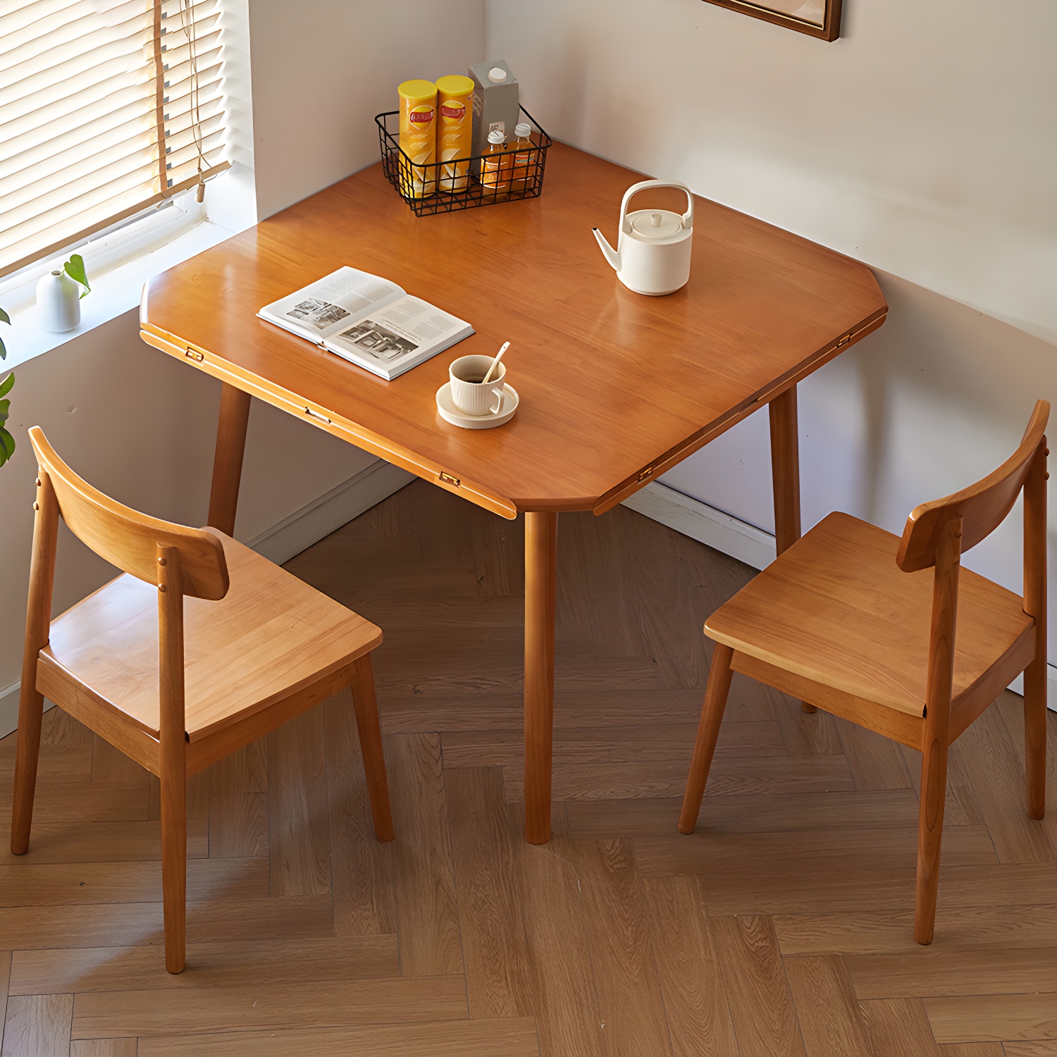 Round Wood Dining Table | Ormau - image 4