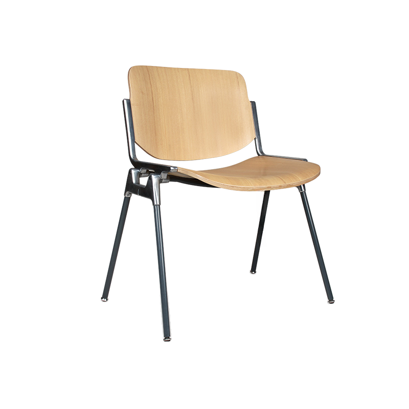 Old School Chair | Ormau - image 8
