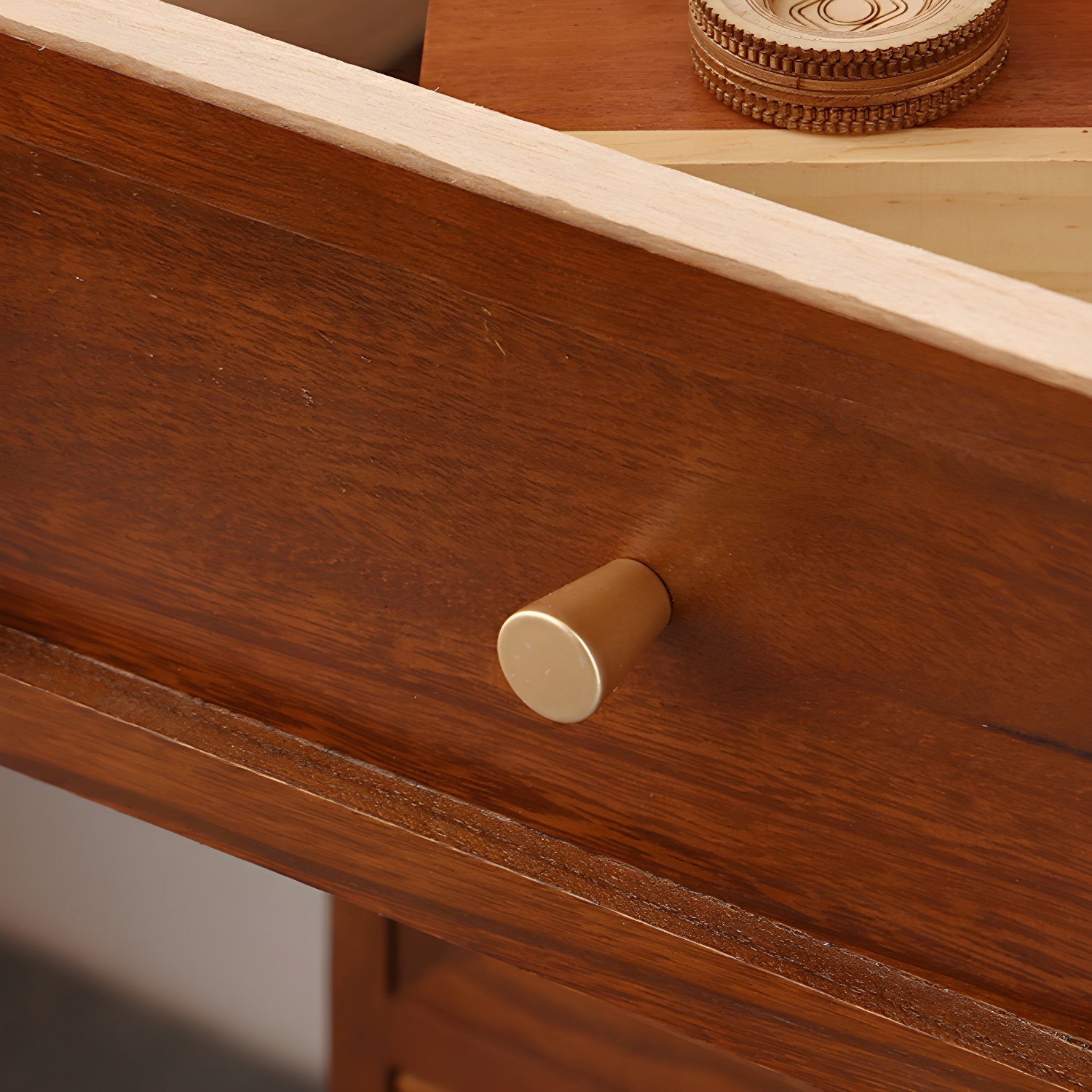Wood Accent Chest | Ormau - image 9