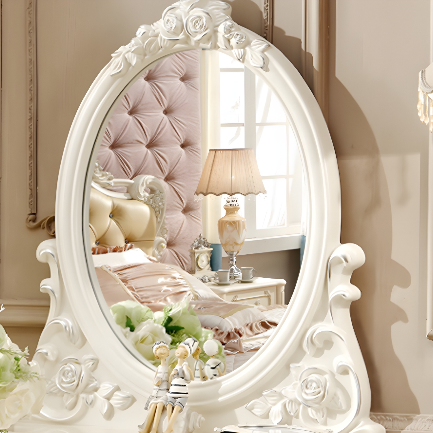 Victorian Makeup Vanity | Ormau - image 9