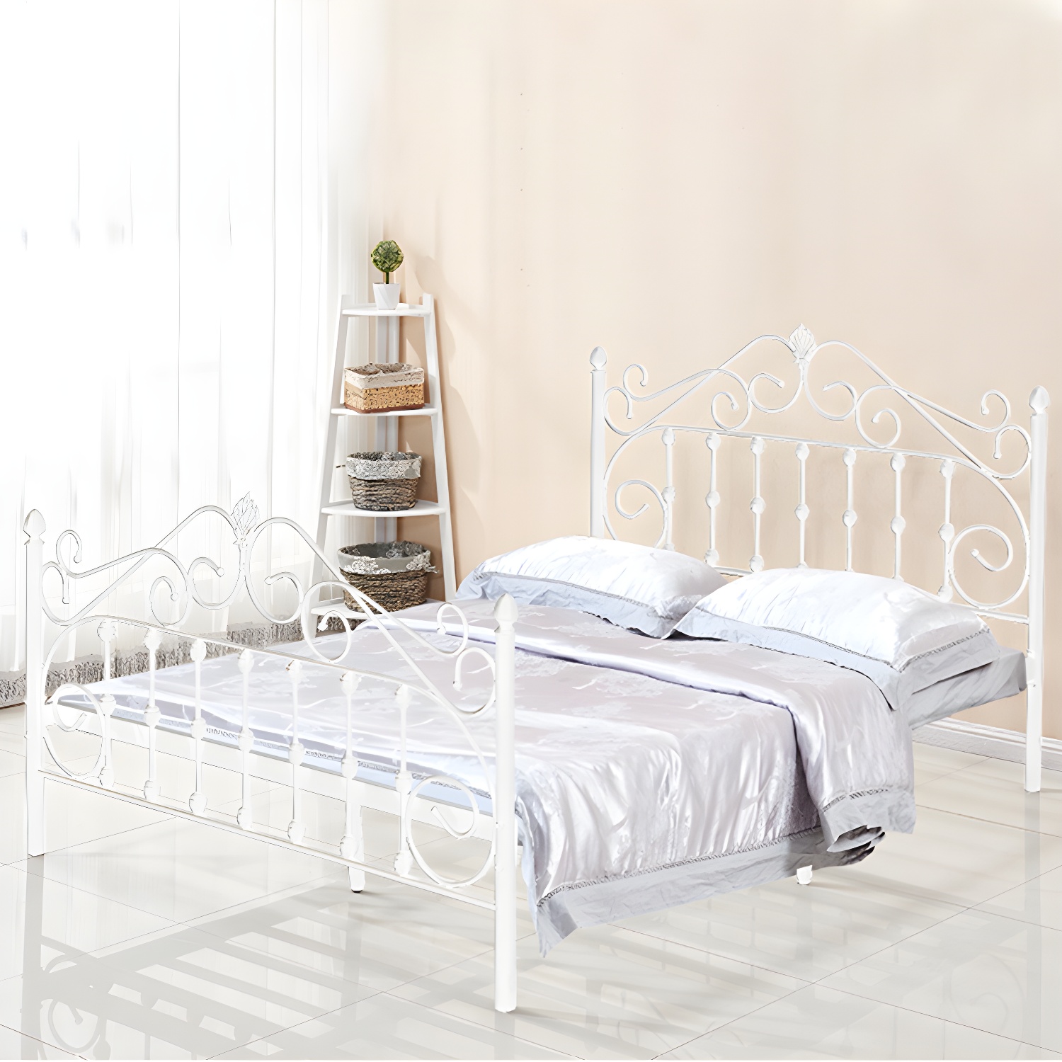 Glam Metal Bed | Ormau - image 14