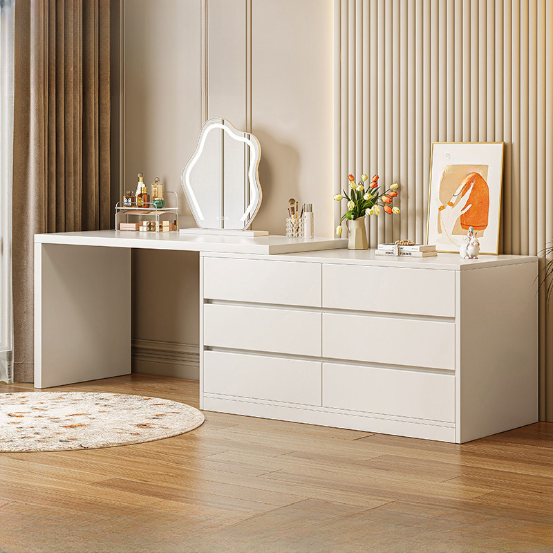 Modish Vanity | Ormau - image 1