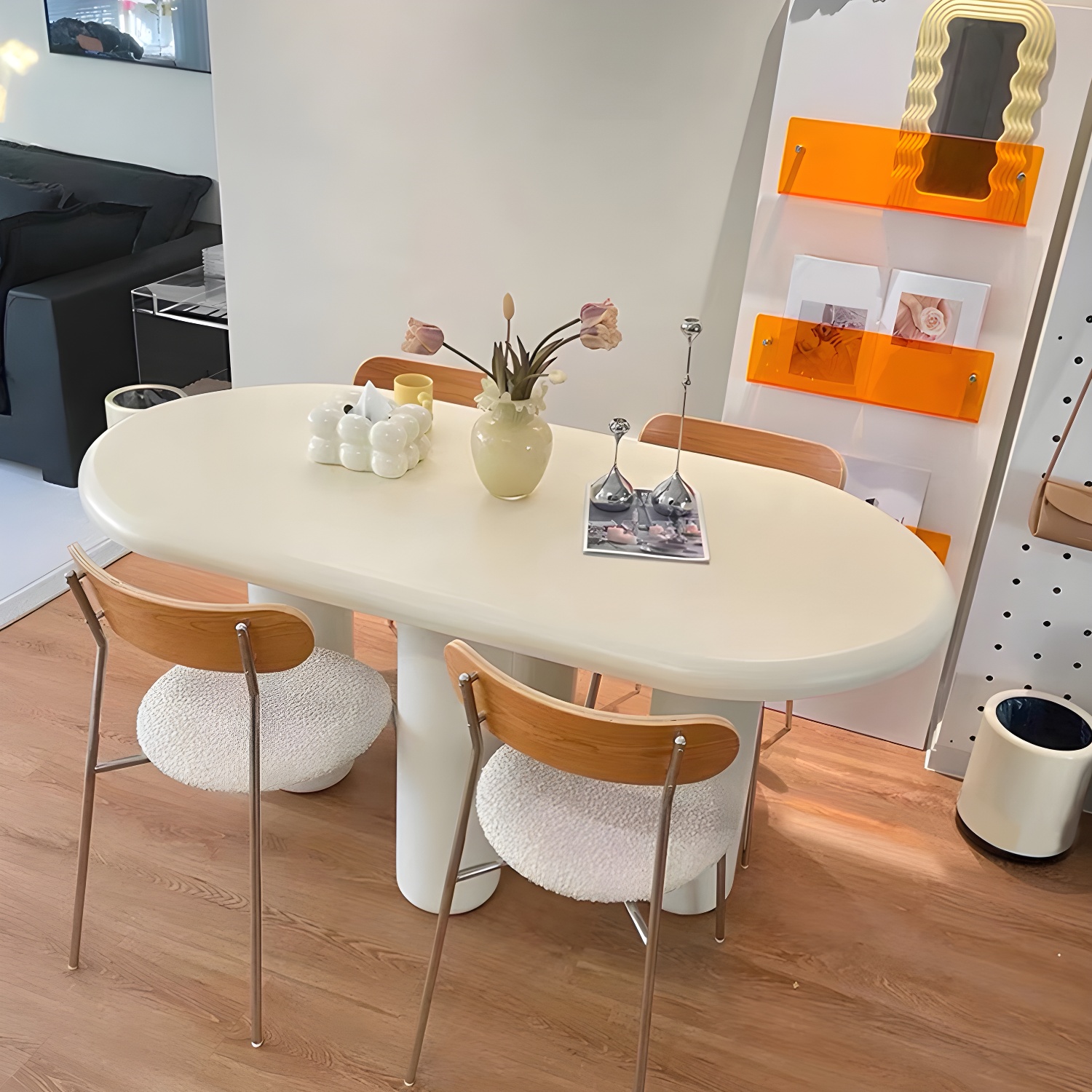 Oval & Round Dining Table | Ormau - image 2